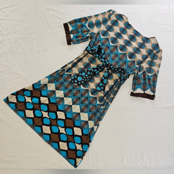 SALE! Girl's Limited Too Brown and Blue Patterned Square Neck Dress (size 16) - Picture 2 of 4